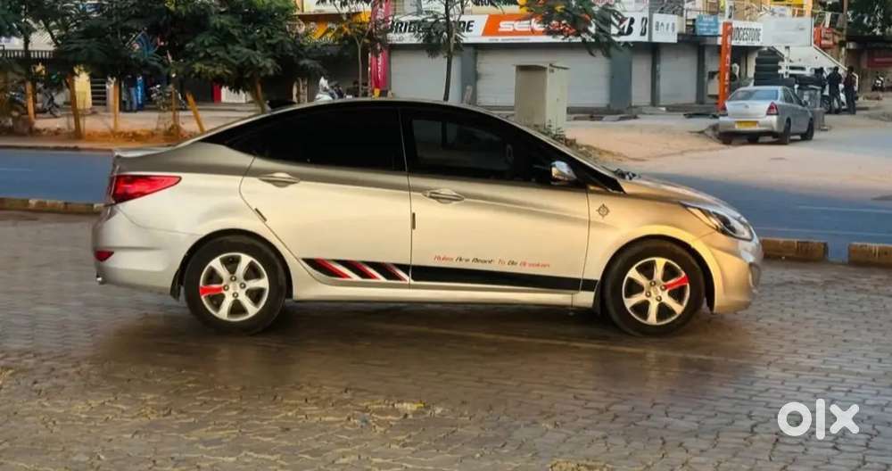 Hyundai Verna Fluidic 2011 Model