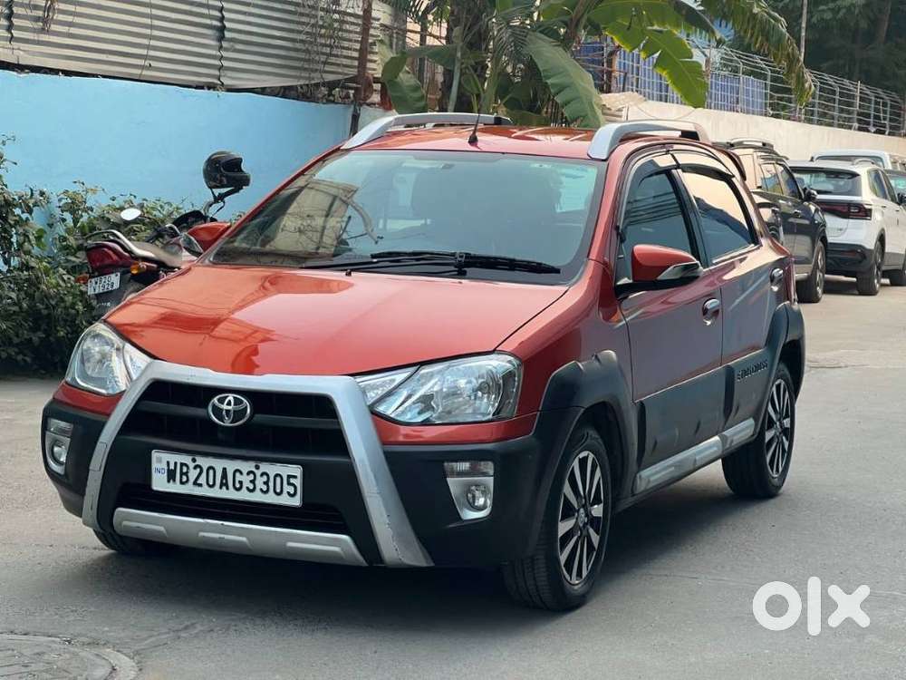 Toyota Etios Cross, 2015, Petrol