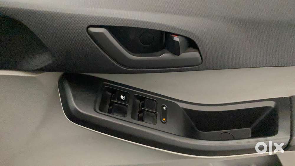 Tata Tiago 1.2 Revotron Xta, 2024, Cng & Hybrids