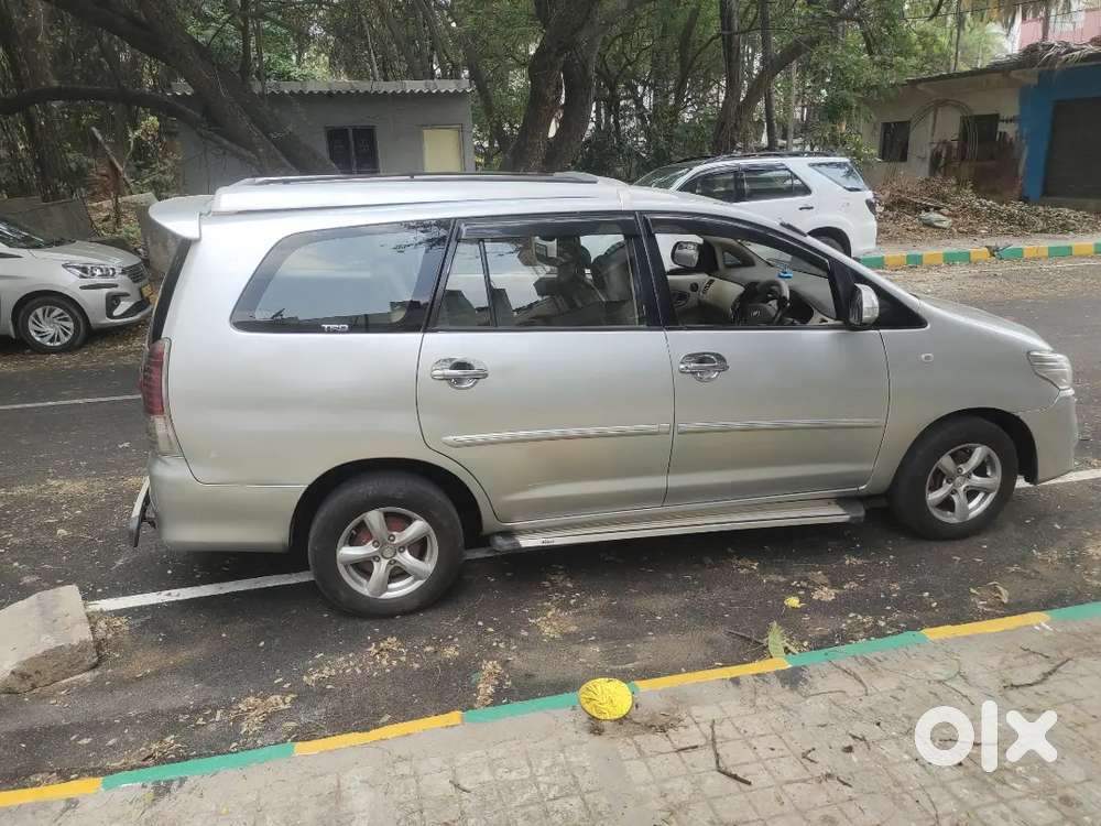 Toyota Innova 2007 8str