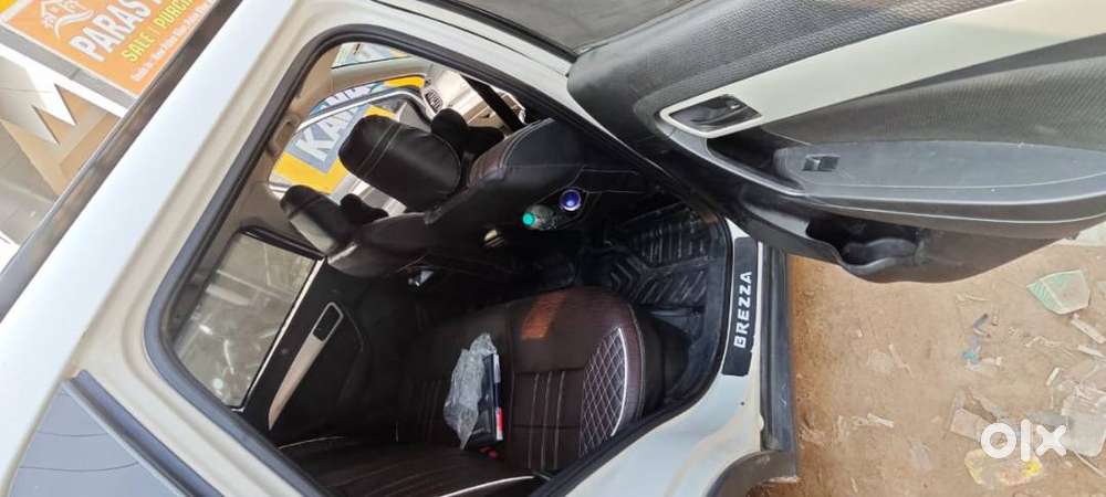 Maruti Brezza Vxi 2021