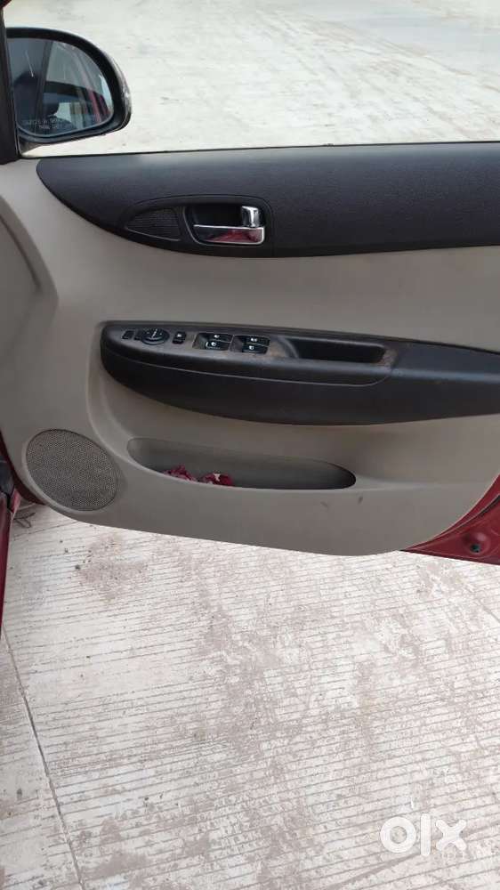 Hyundai New I20 2011 Diesel 96000 Km Driven