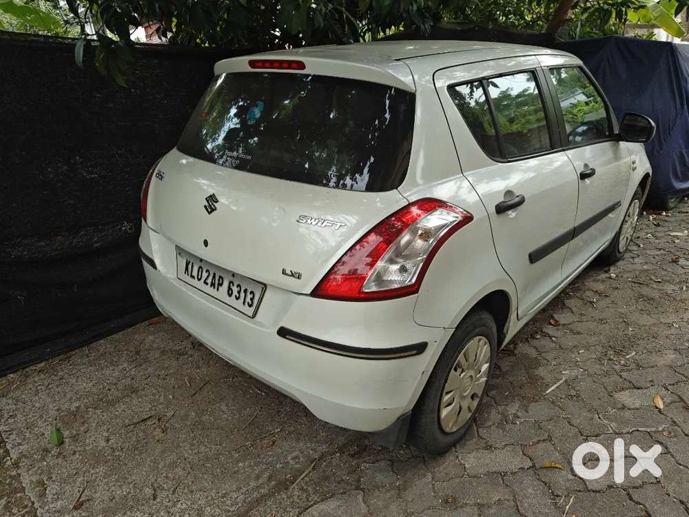 Swift Lxi 2013 Model (manual)