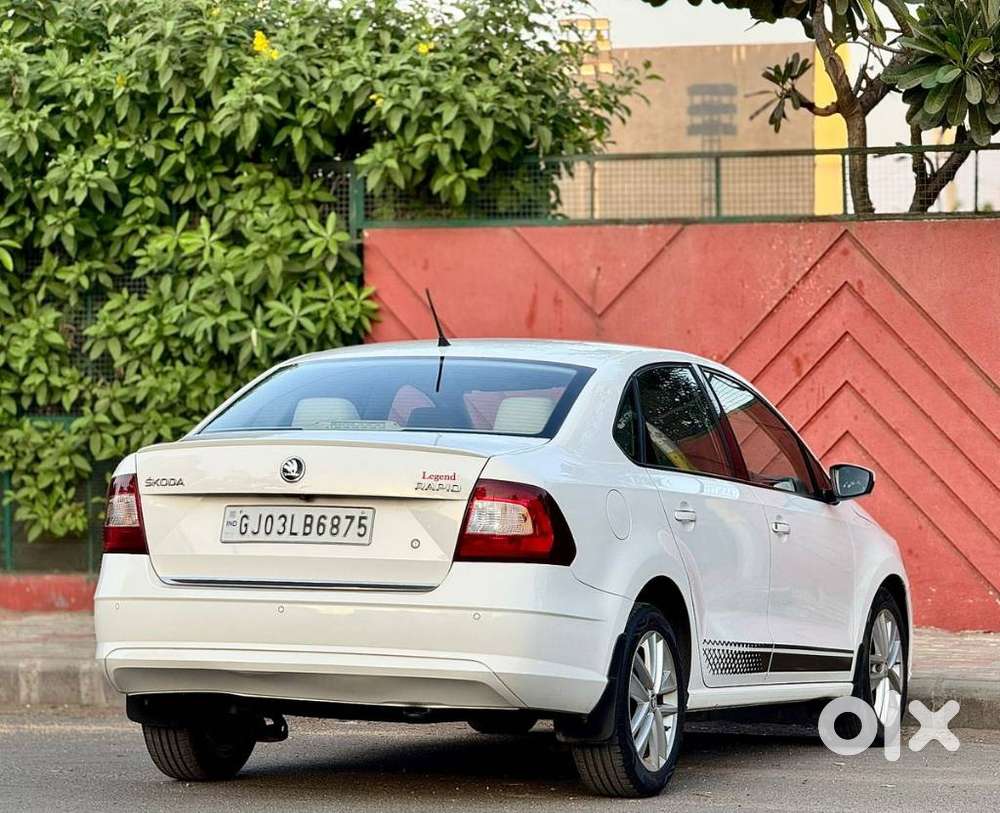 Skoda Rapid [2016-2020] 1.5 Style Plus Tdi At, 2019, Diesel
