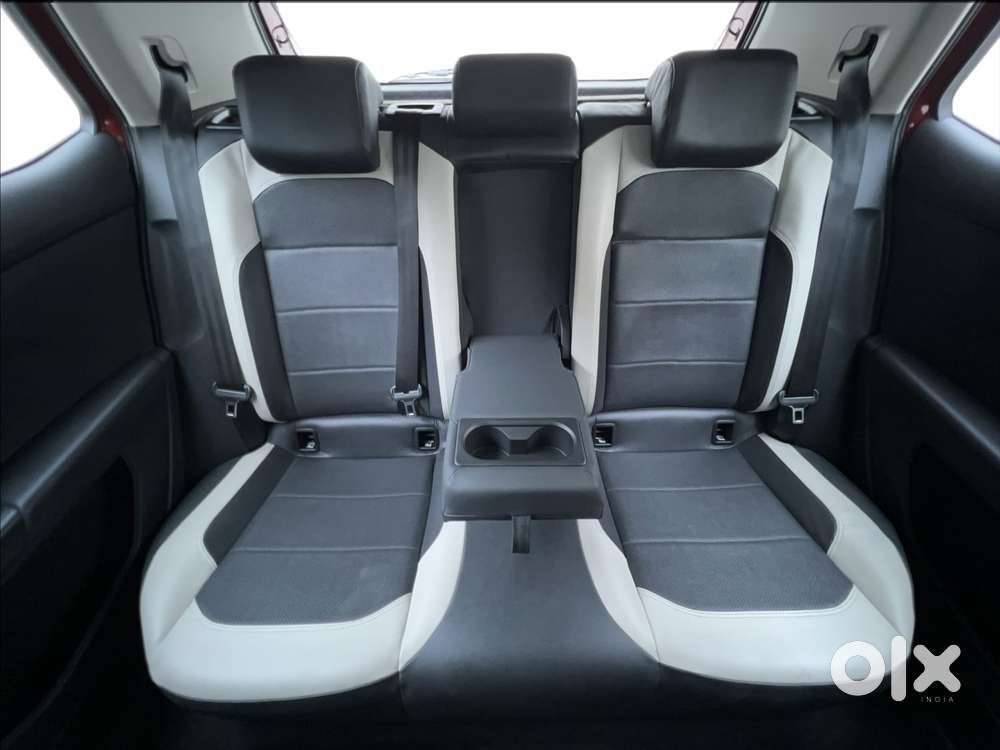 Volkswagen Taigun Topline 1.0 Tsi At (electric Seats), 2022, Petrol