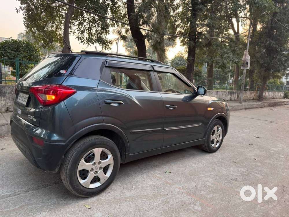Mahindra Xuv300 W6 Amt Diesel, 2022, Diesel