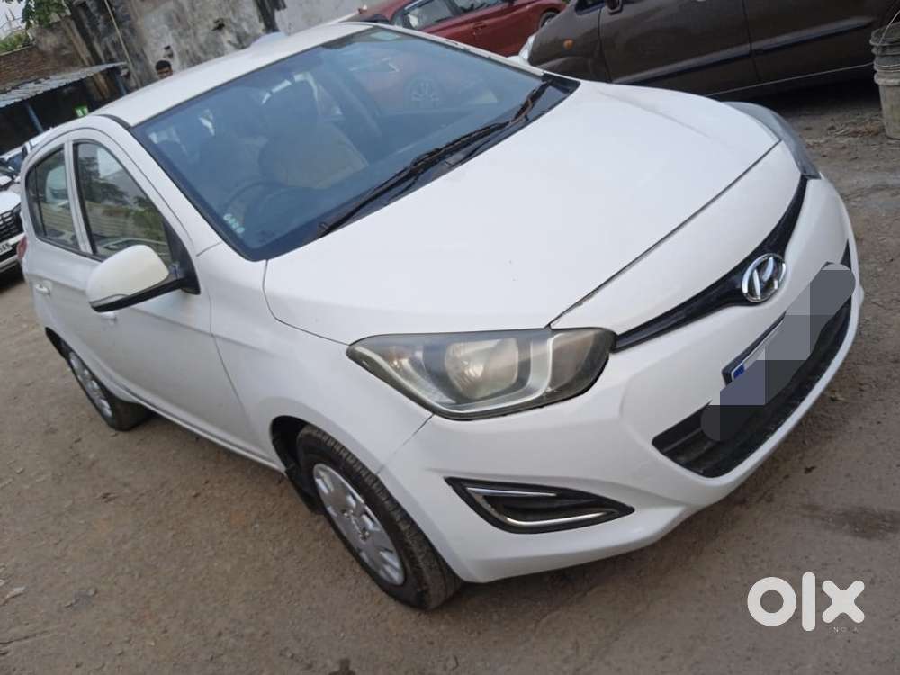 Hyundai I20 Magna 1.2 Vtvt, 2013, Petrol