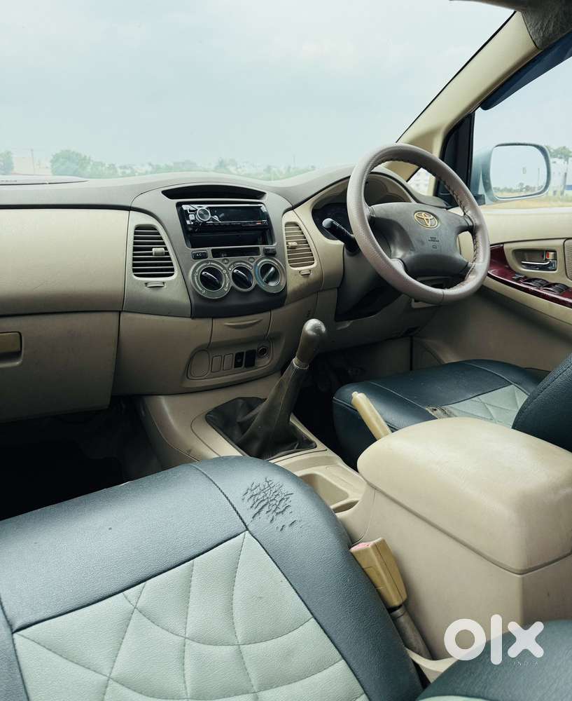 Toyota Innova 2.5 V 7 Str, 2006, Diesel
