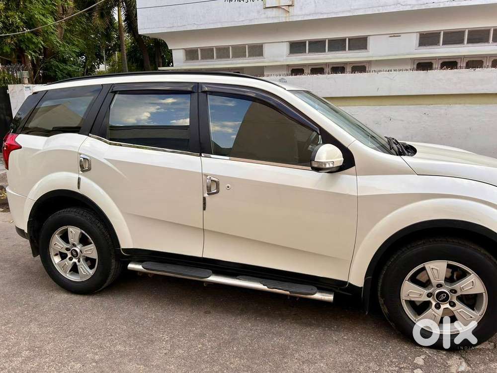 Mahindra Xuv500 2018 Diesel 85000 Km Driven