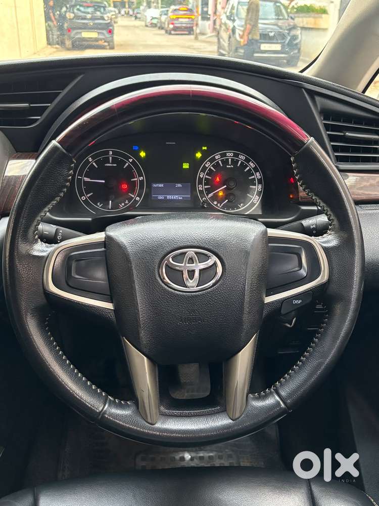 Toyota Innova Crysta 2.4 G Mt, 2016, Diesel