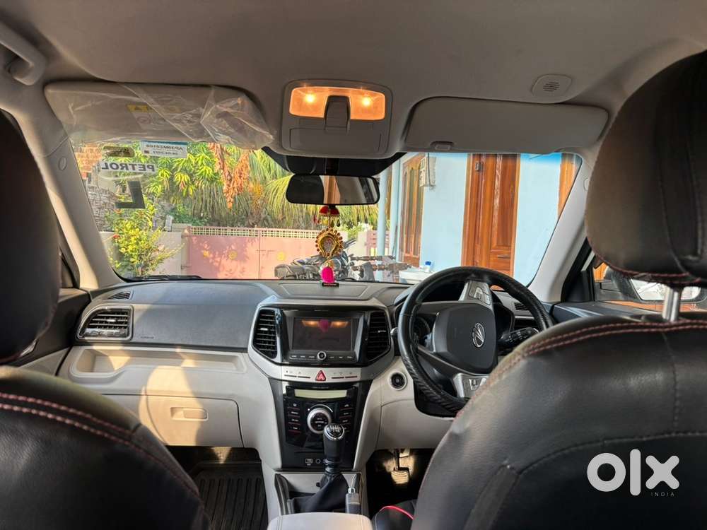 Mahindra Xuv300 Petrol 2022