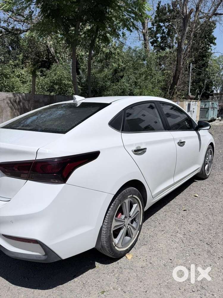 Hyundai Verna Automatic 2018 Model Showroom Condition