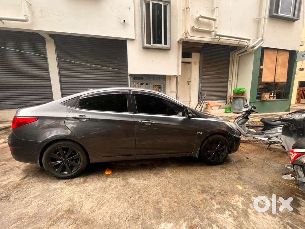 Hyundai Fluidic Verna 2013 Petrol Car