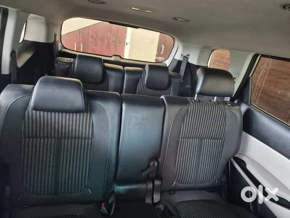 Kia Carens Premium 2023