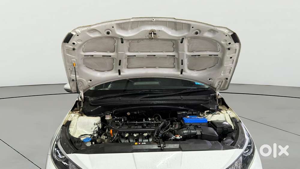 Hyundai New I20 1.2 Asta (o) Mt, 2022, Petrol