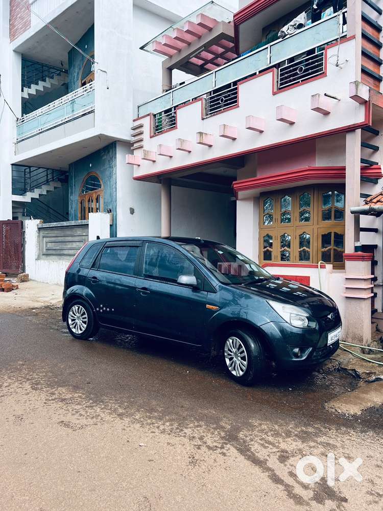 Show Room Maintained