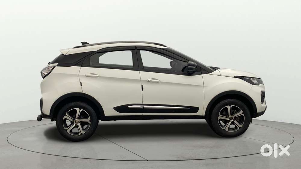 Tata Nexon 1.2 Revotron Xz Plus, 2022, Petrol