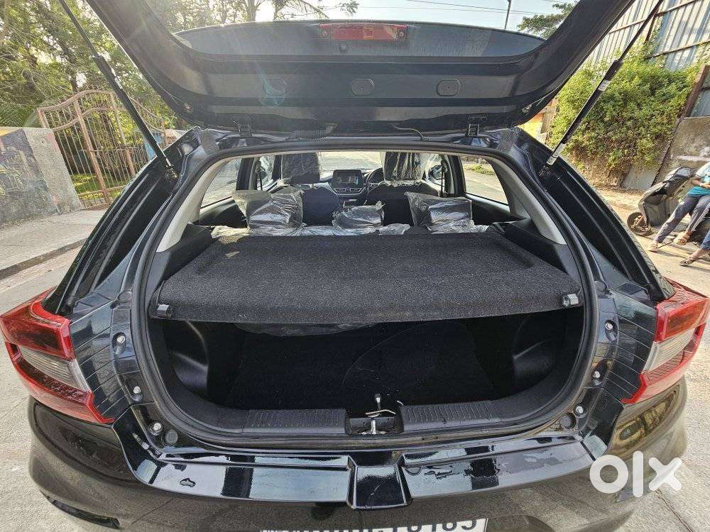 Maruti Suzuki Baleno 1.2 Zeta At, 2024, Petrol