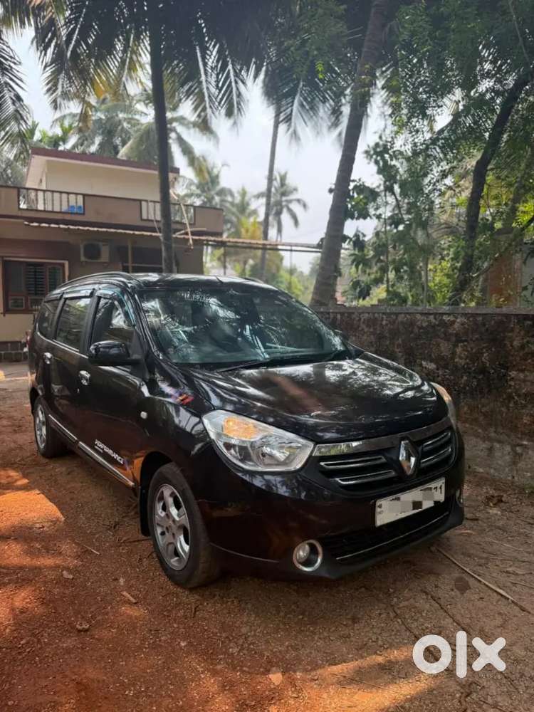 Renault Lodgy 2016 Diesel 136000 Km Driven