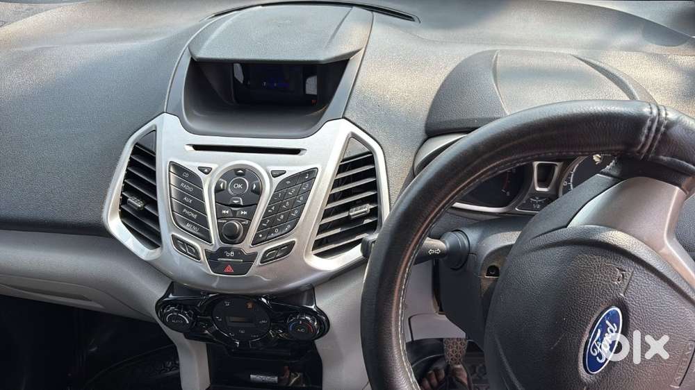 Good Condition Showroom History Available 80%tyre Diesel Vehicle