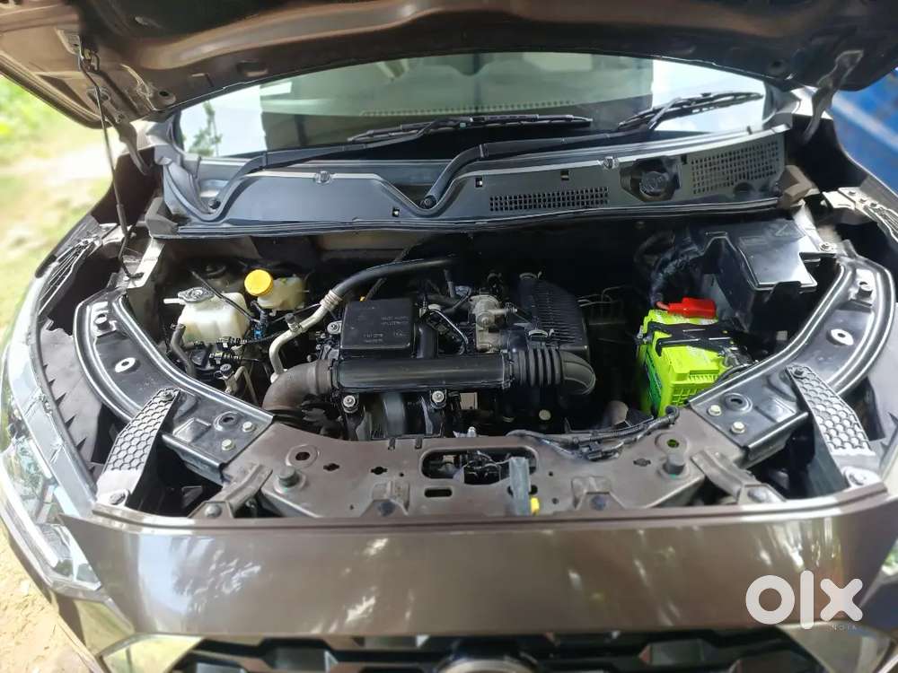 Nissan Magnite 1.0 Xv 2021 Model