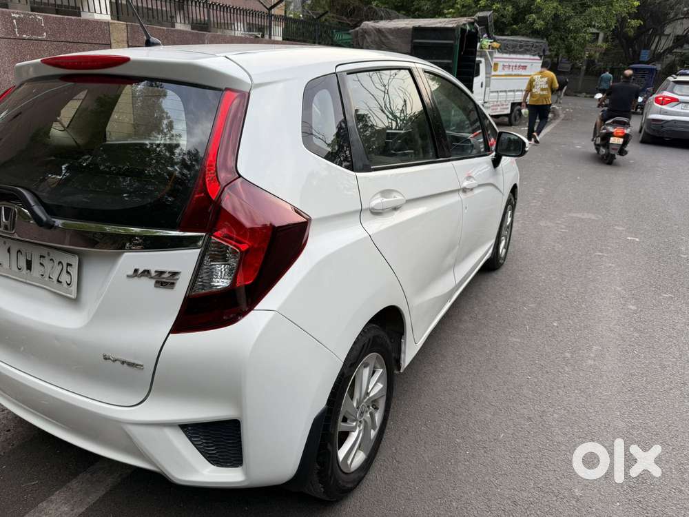 Honda Jazz 1.2 V I Vtec Privilege, 2017, Petrol