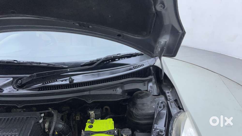 Maruti Suzuki Swift Dzire 1.3 Vxi, 2016, Petrol