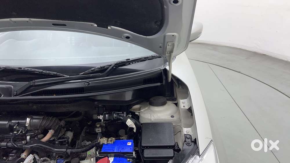 Maruti Suzuki Swift Amt Vvt Vxi, 2023, Petrol