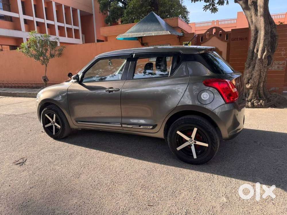 Maruti Suzuki Swift Vxi Abs Bsiv, 2023, Petrol
