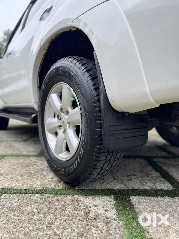 Toyota Fortuner 2011 Diesel 4×4