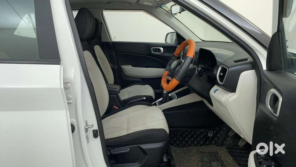 Hyundai Venue [2022-ongoing] 1.5 Crdi Sx, 2023, Diesel