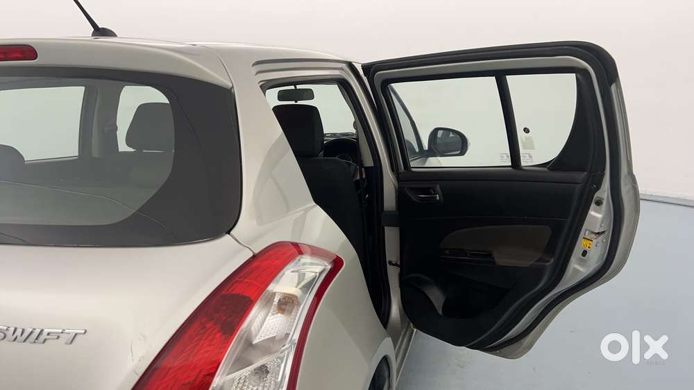Maruti Suzuki Swift Vvt Vxi, 2014, Petrol