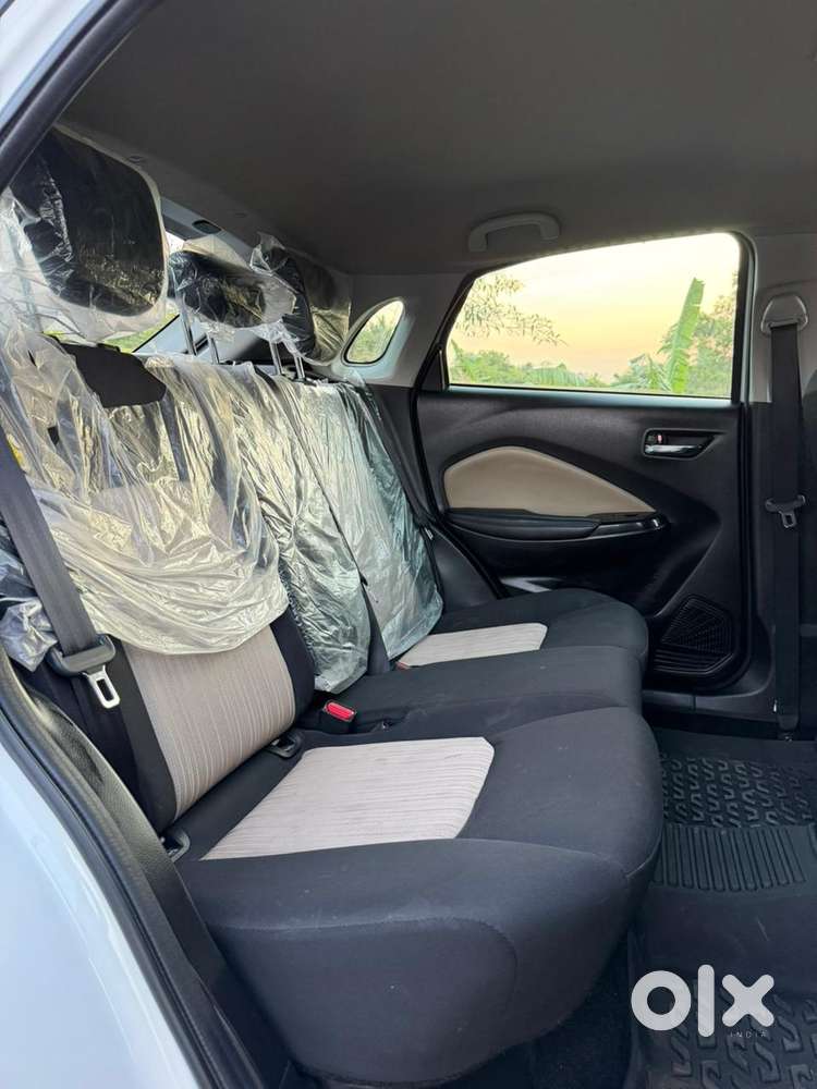 Toyota Glanza 1.2 V, 2024, Petrol