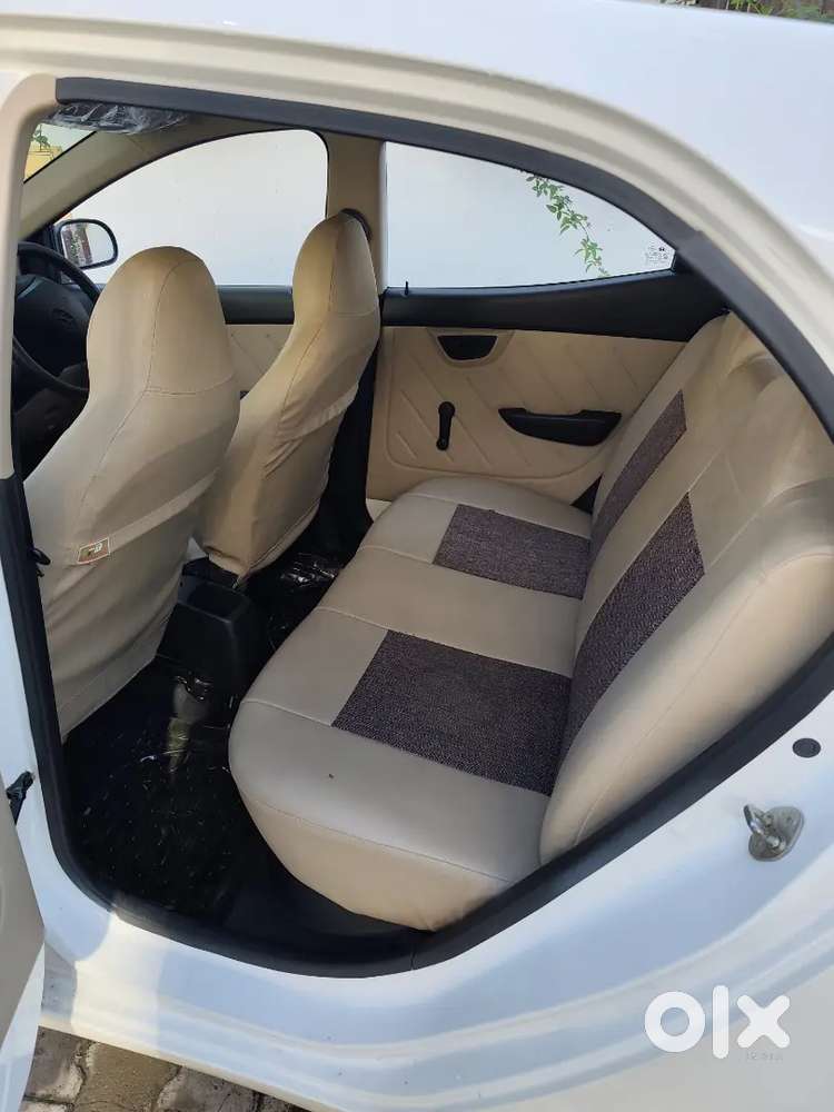 Hyundai Eon D-lite + 2013