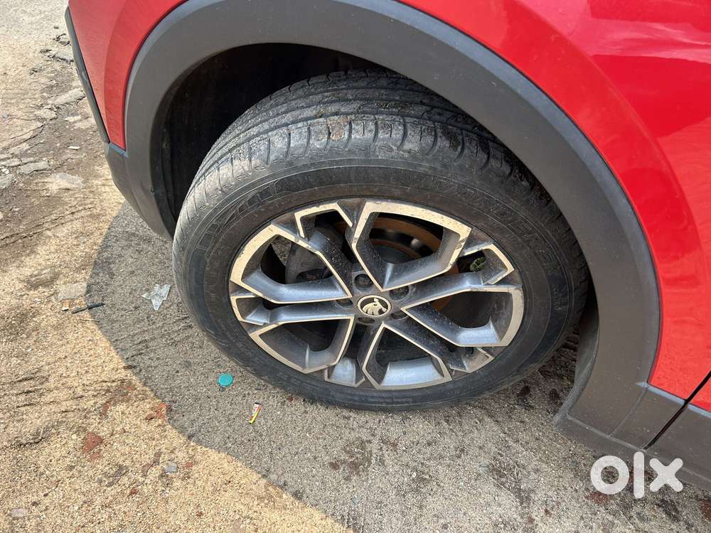 Skoda Kushaq 1.0 Tsi Style, 2022, Petrol