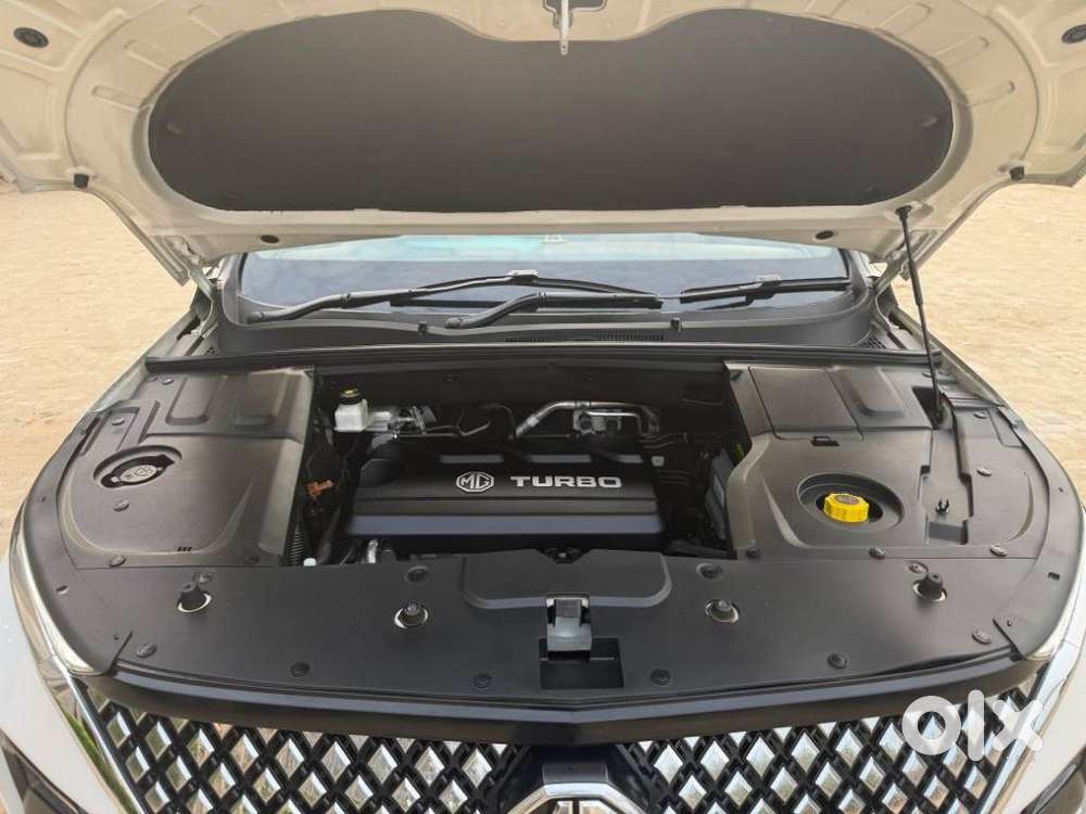 Mg Hector Plus Sharp Pro 1.5 Turbo Petrol Cvt 6 Str, 2023, Petrol