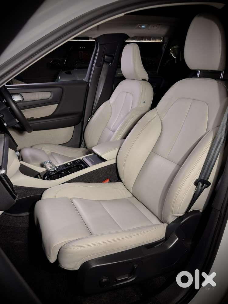 Volvo Xc40 B4 Ultimate, 2022, Petrol