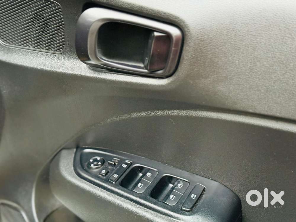 Hyundai Venue N Line 1.0 N8 Turbo Dct, 2024, Petrol