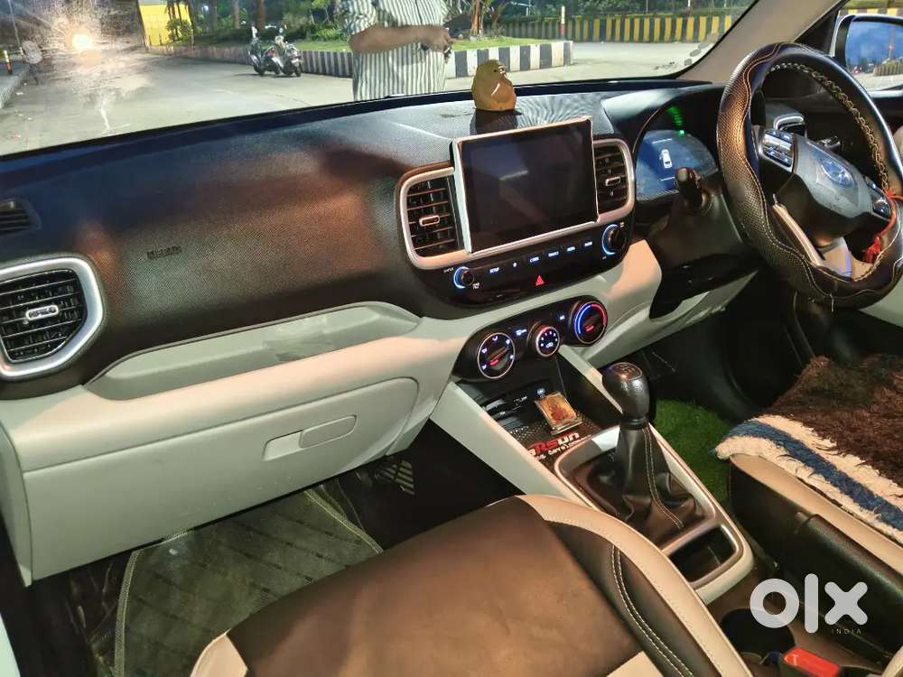 Hyundai New Venue Se Petrol Manual 2025