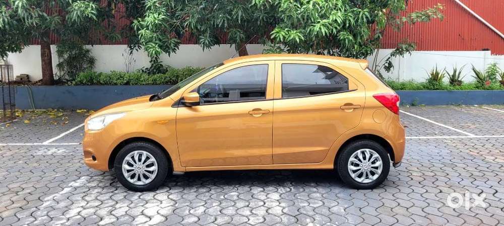 Ford Figo, 2016, Petrol