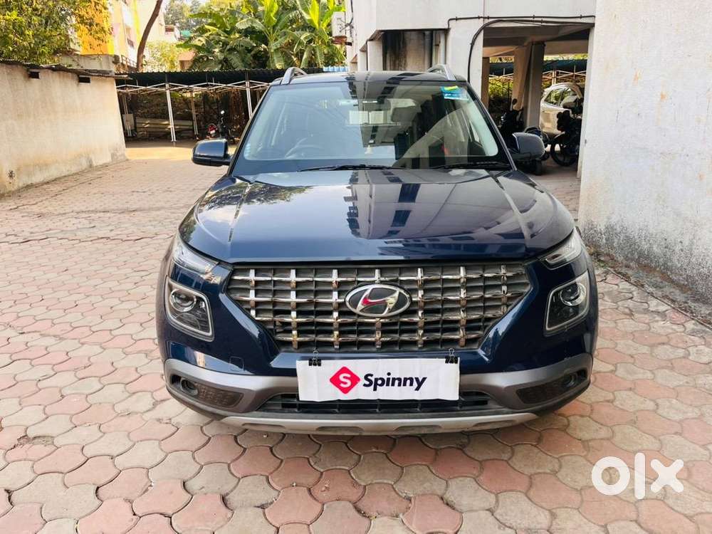 Hyundai Venue 2021 Petrol Well Maintained