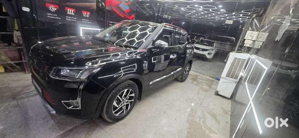 Mahindra Xuv300 Turbosport W8(o), 2023, Petrol