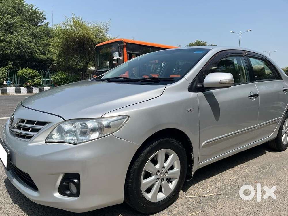 Toyota Corolla Altis G Hv At, 2013, Petrol