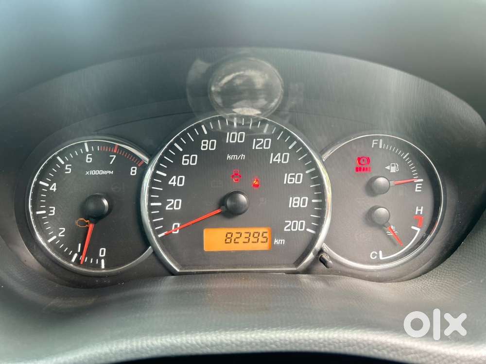 Maruti Swift Petrol 2011
