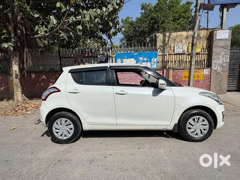 Maruti Suzuki Swift 2015 Petrol Well Maintained