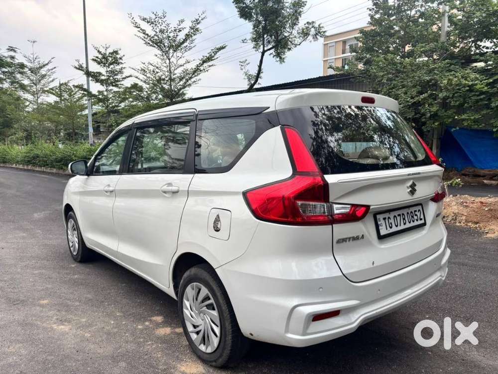 Maruti Suzuki Ertiga 1.5 Vxi, 2024, Petrol