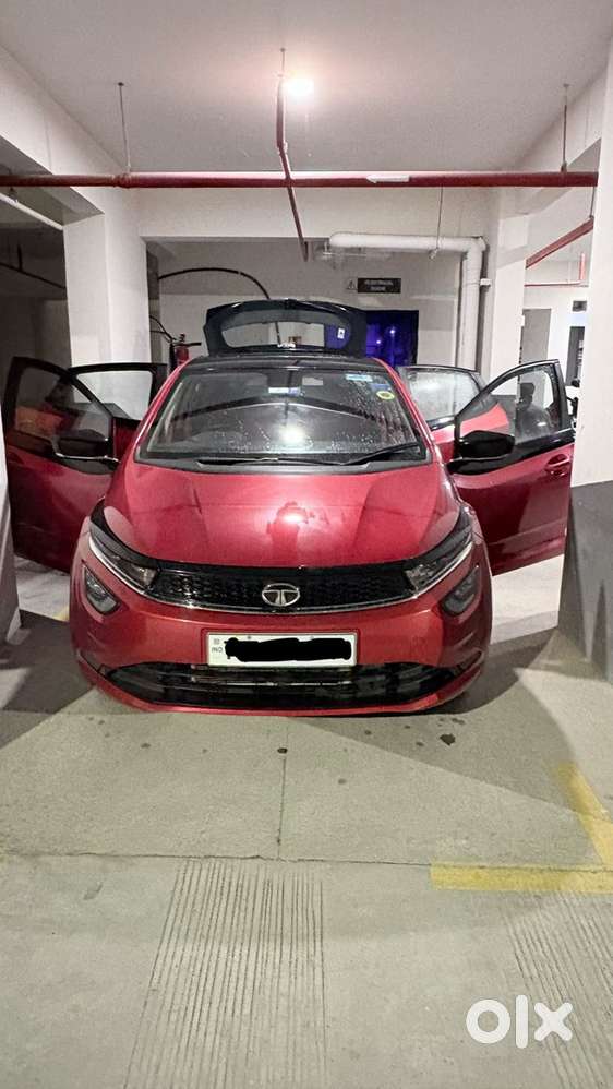 Tata Altroz Petrol 2023