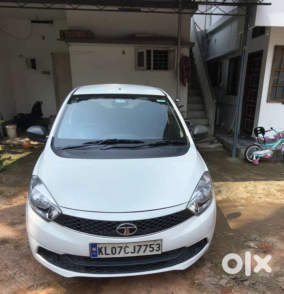 Tata Tiago 2017 Petrol Well Maintained
