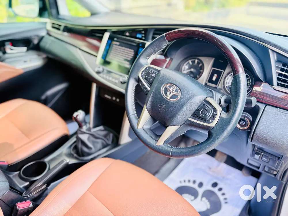 Toyota Innova Crysta 2017