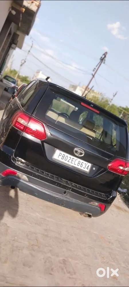 Tata Hexa 2017 Diesel 145000 Km Driven